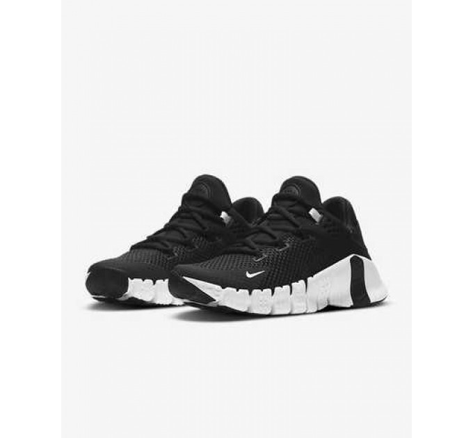 Кроссовки Nike W Nike Free Metcon 4 CZ0596-010