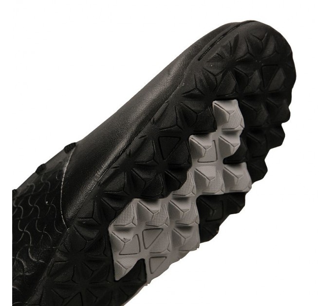 Under Armour Magnetico Select TF 001