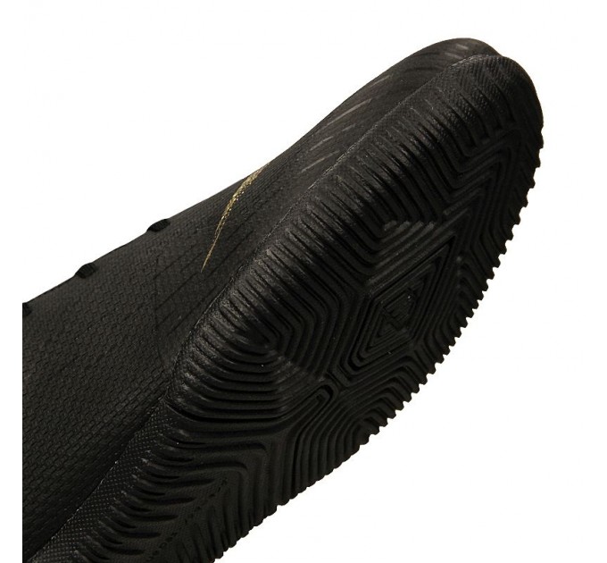Nike VaporX 12 Academy IC 077