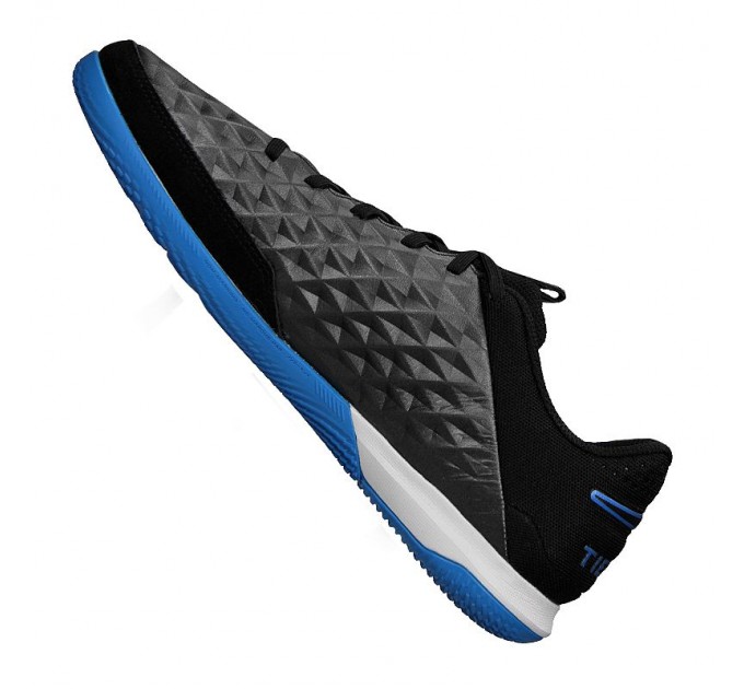 Nike Legend 8 Academy IC 004