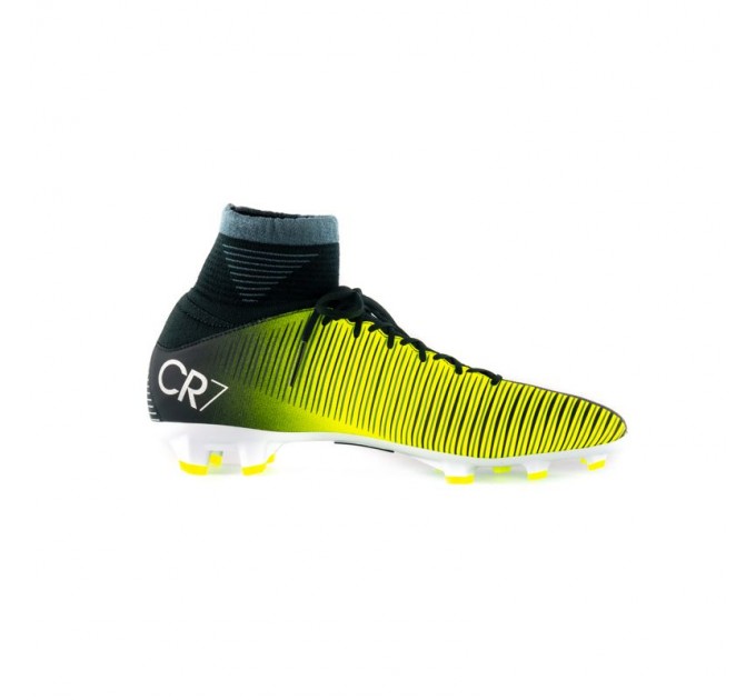 Бутсы Nike MERCURIAL SUPERFLY V CR7 FG JR