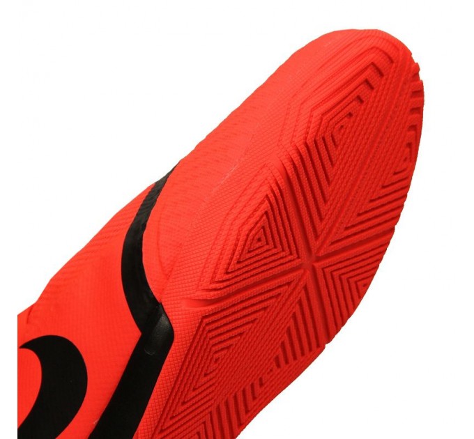 Nike Phantom Vnm Academy IC 600