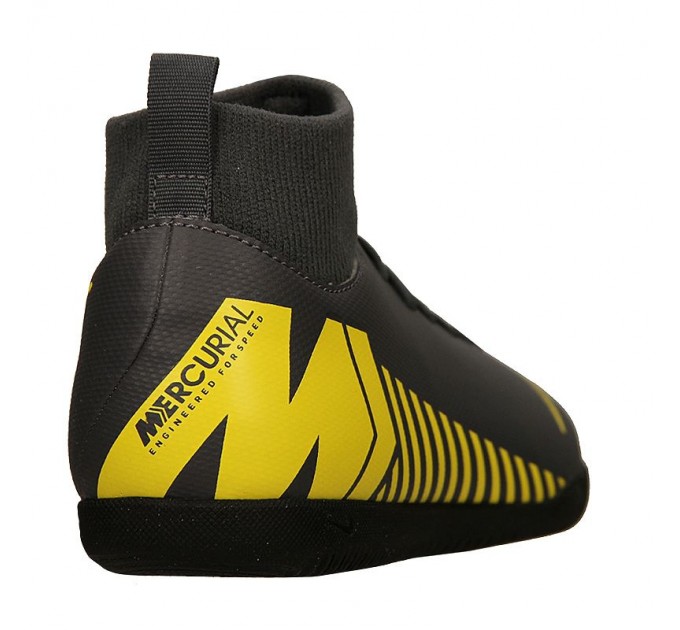 Nike JR Superfly 6 Club IC 070