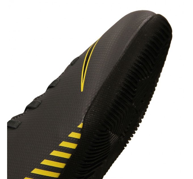 Nike JR Superfly 6 Club IC 070