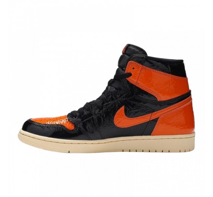 Кроссовки Jordan 1 Retro Shattered 555088-028