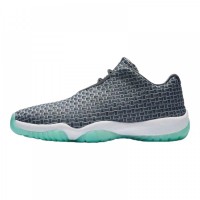Кроссовки Jordan Future Low Wolf Grey Emerald Rise 718948-006