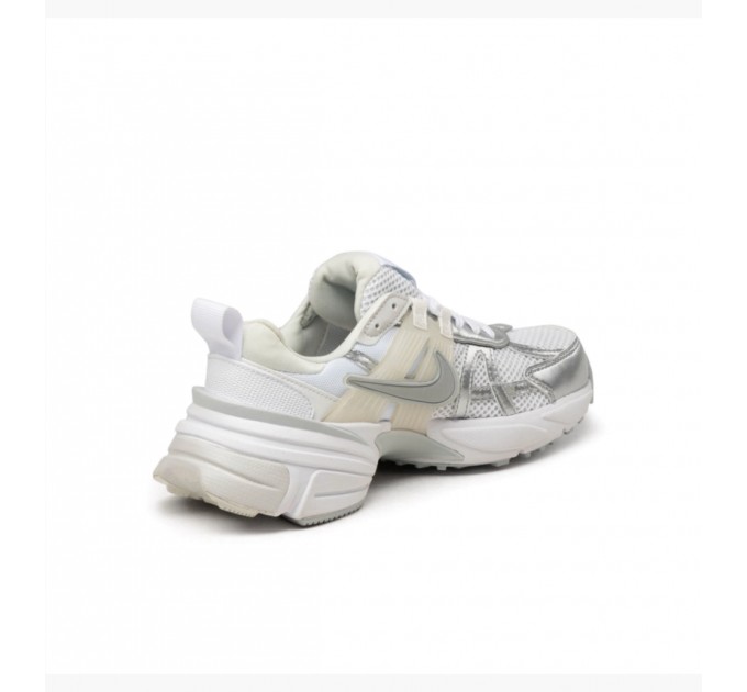 Кросівки Nike V2K Run FD0736-104