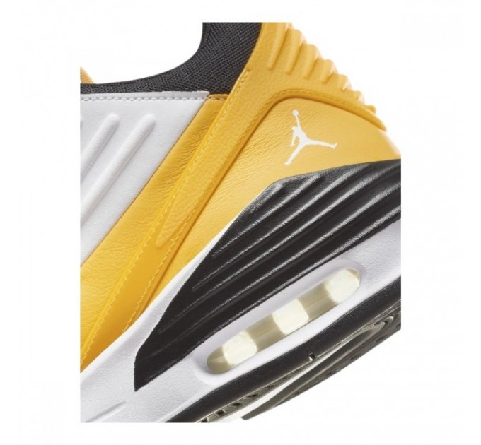 Кроссовки Air Jordan Max Aura 5 Shoes White/Orange DZ4353-701