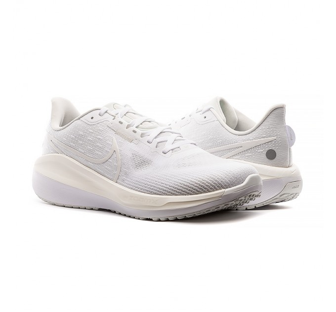 Кросівки Nike Vomero 17 FB1309-101
