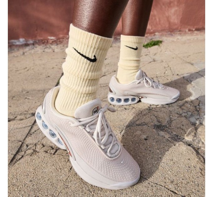 Кроссовки Nike Air Max Dn FJ3145-101