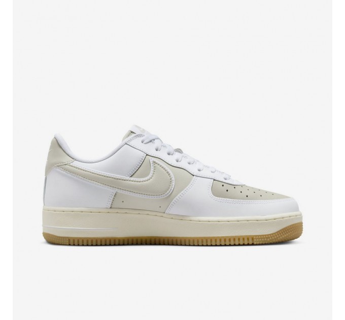 Кросівки Nike Air Force 1 07 FQ8201-100