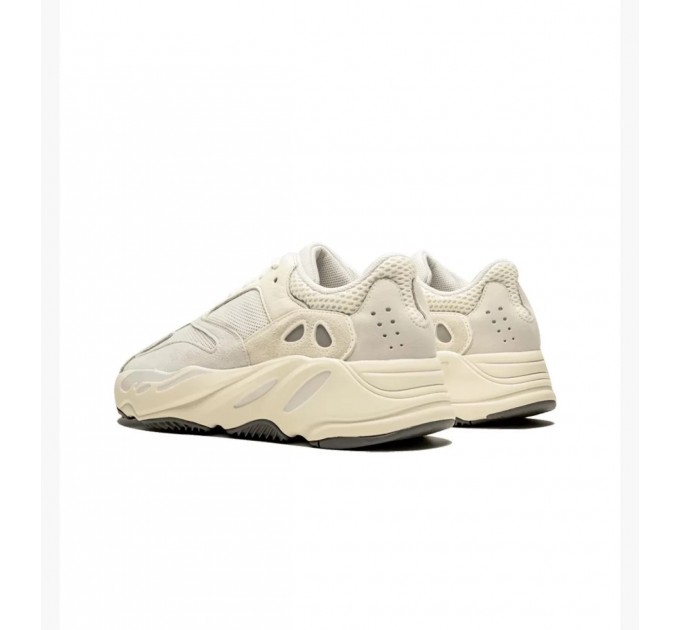 Кроссовки Yeezy EG7596