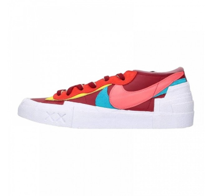 Кроссовки Nike Blazer Low Sacai Kaws Red DM7901-600