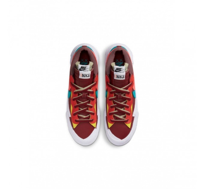 Кроссовки Nike Blazer Low Sacai Kaws Red DM7901-600