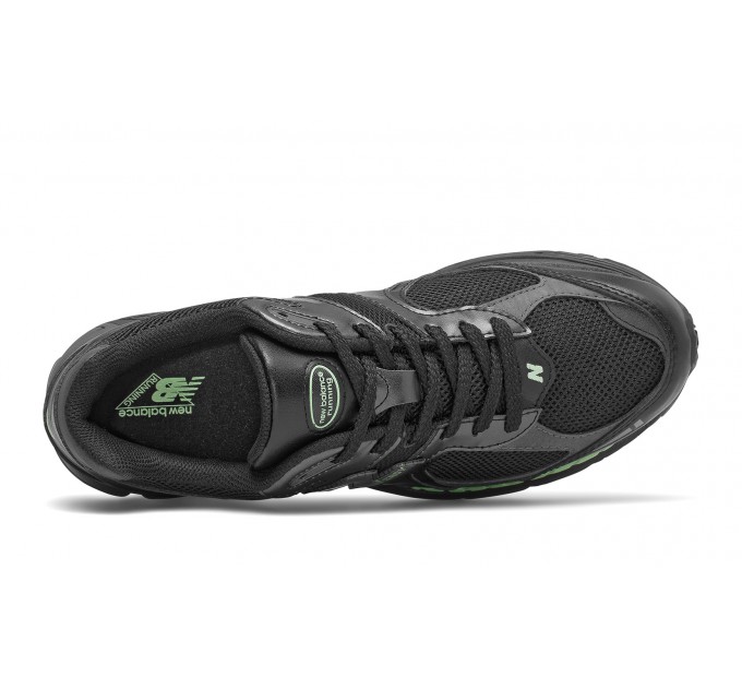 Кроссовки New Balance 2002R M2002RLD
