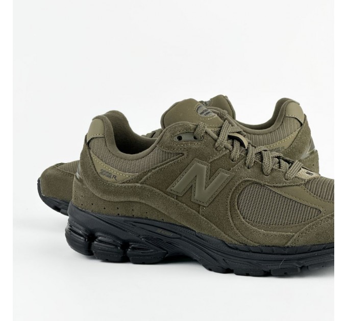 Кроссовки New Balance 2002R M2002RZC