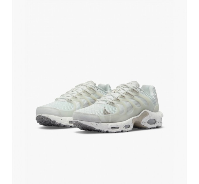 Кроссовки Nike DN4590-100