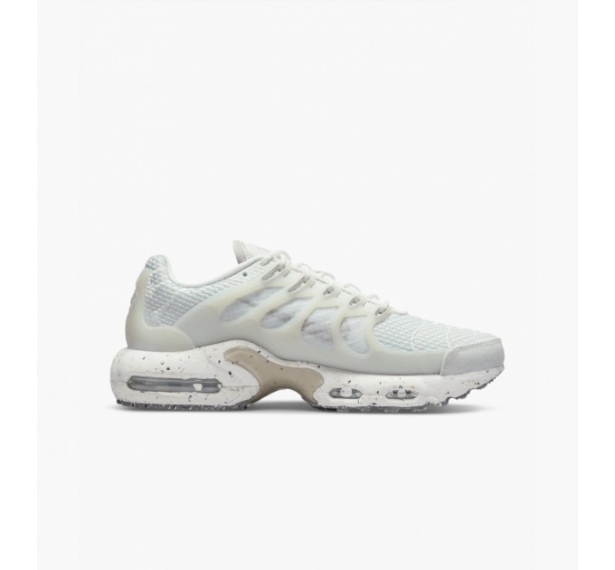 Кроссовки Nike DN4590-100