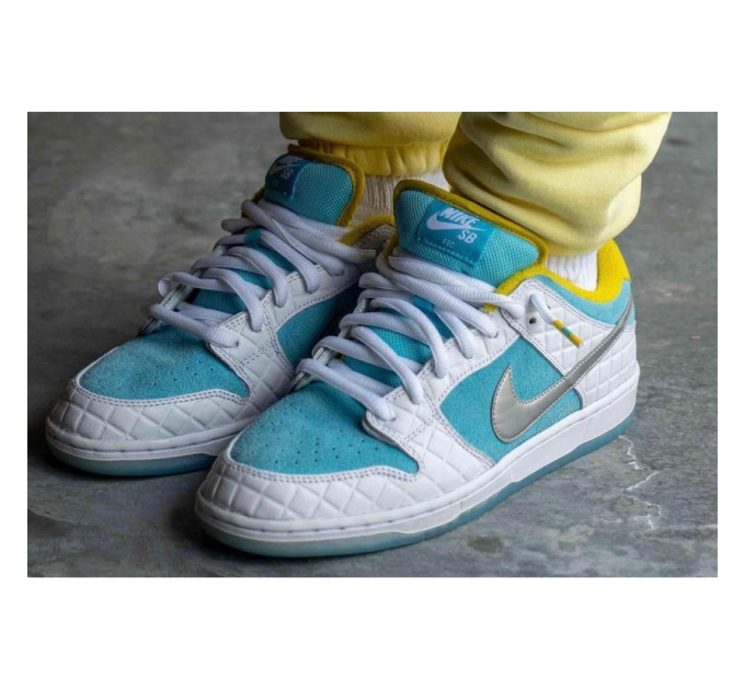 Кроссовки Nike Sb Dunk Low Pro Iso DH7687-400