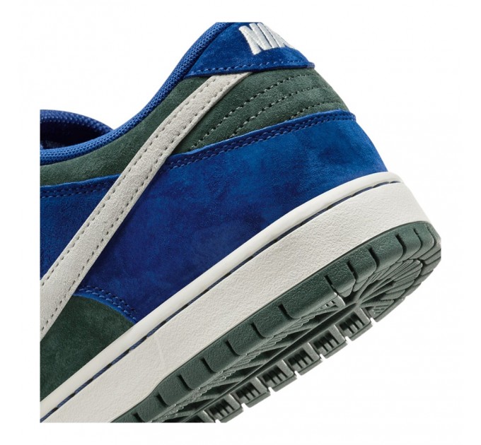 Кроссовки Nike Sb Dunk Low Deep Royal Blue HF3704-400