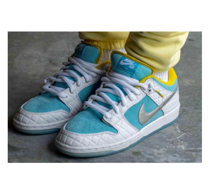 Кроссовки Nike Sb Dunk Low Pro Iso DH7687-400