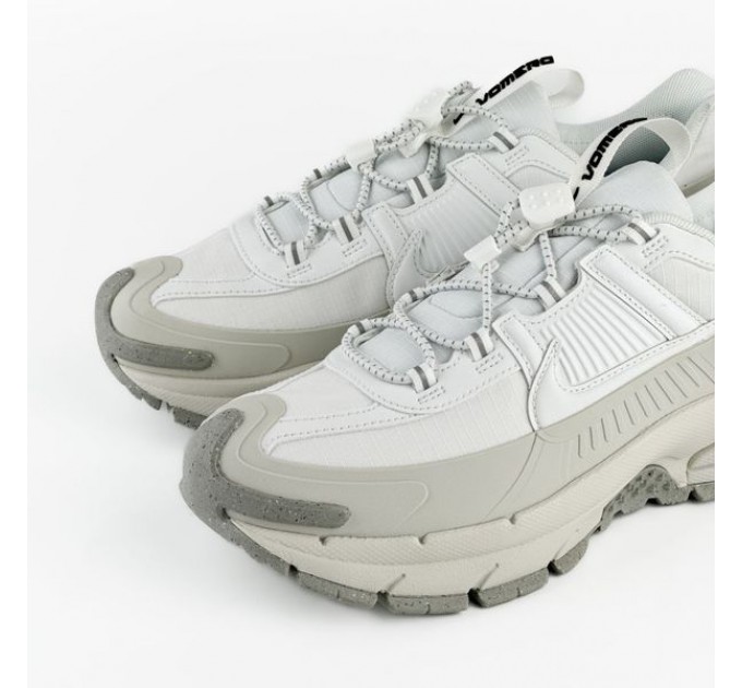 Кроссовки Nike Zoom Vomero Roam HV5951-100