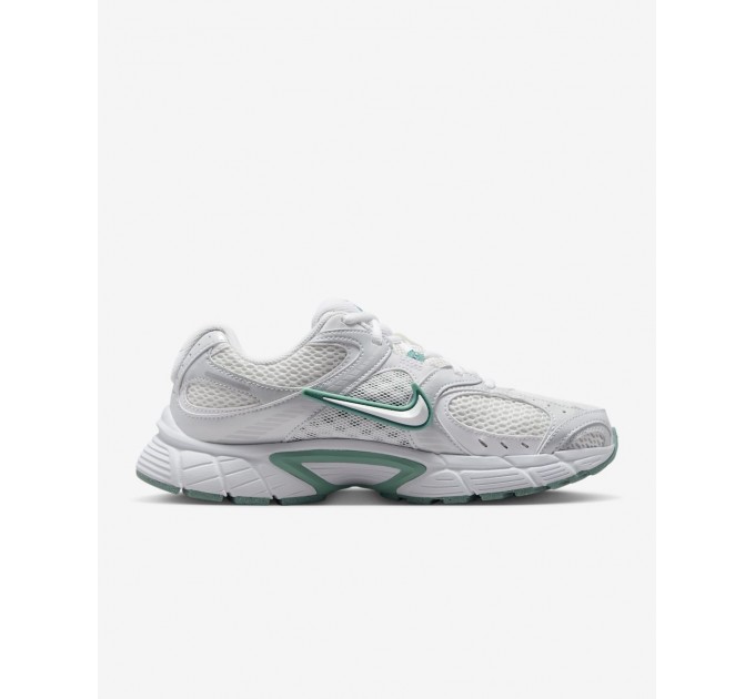 Кроссовки женские Nike V5 Rnr (HQ7901-106)
