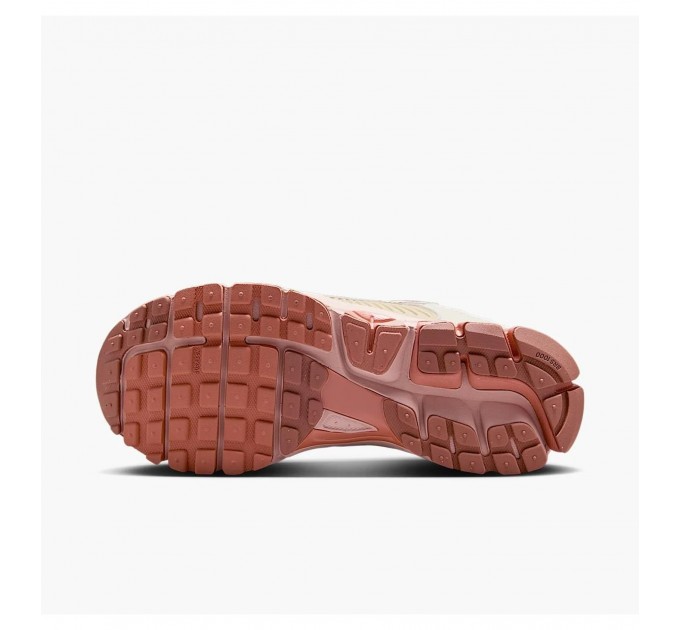 Кросівки жіночі Nike Wmns Zoom Vomero 5 (FJ2028-002)