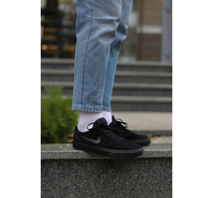 Кроссовки Nike SB Charge Suede