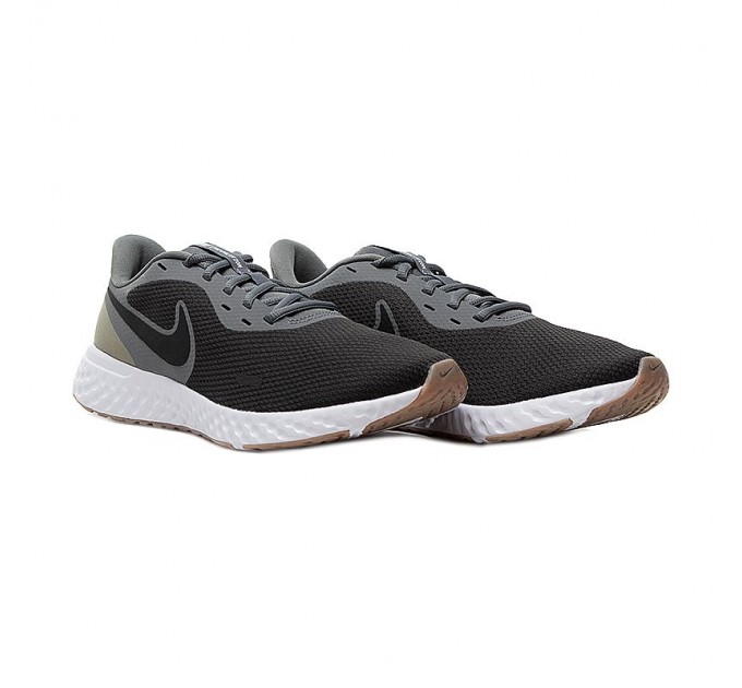 Кроссовки Nike Revolution 5