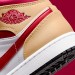 Кроссовки мужские Jordan Jordan 1 Mid (554724-201)
