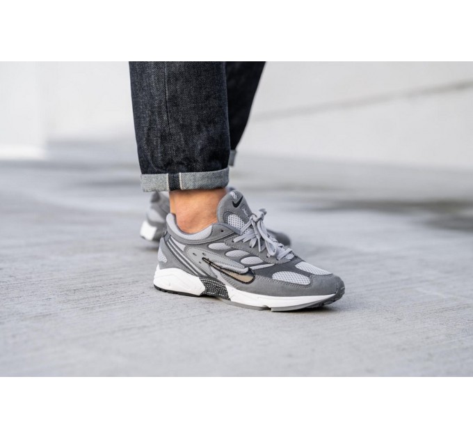 Кросівки Nike Air Ghost Racer колір: сірий