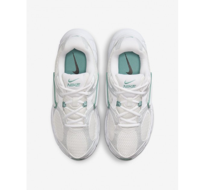 Кроссовки женские Nike V5 Rnr (HQ7901-106)
