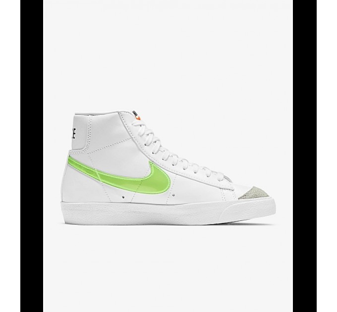 Nike Blazer Mid '77 DJ3050-100