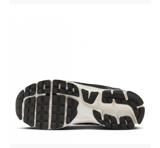 Кроссовки Nike Vomero 5 Black/Green FQ8898-325