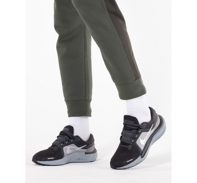 Кроссовки Nike Air Zoom Vomero 16