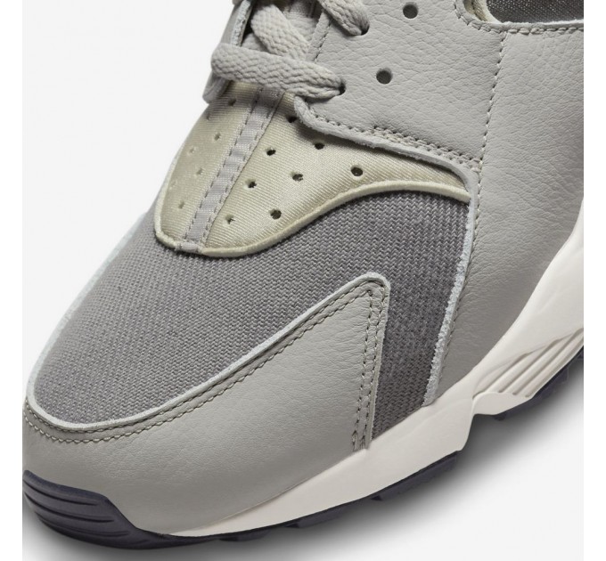 Кросівки Nike Air Huarache FB3259-001
