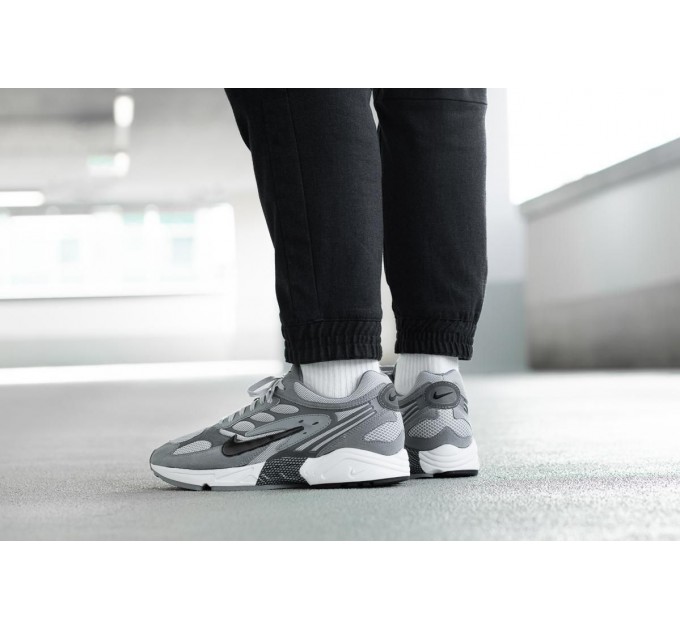 Кросівки Nike Air Ghost Racer колір: сірий