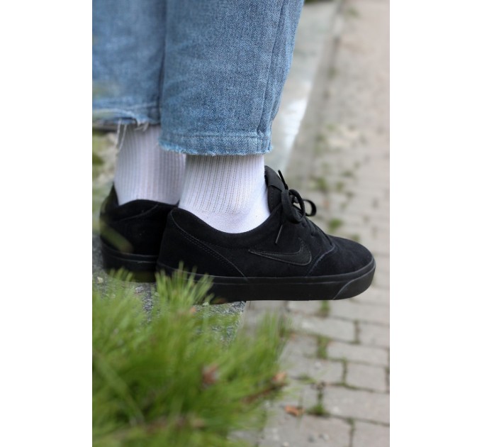 Кроссовки Nike SB Charge Suede
