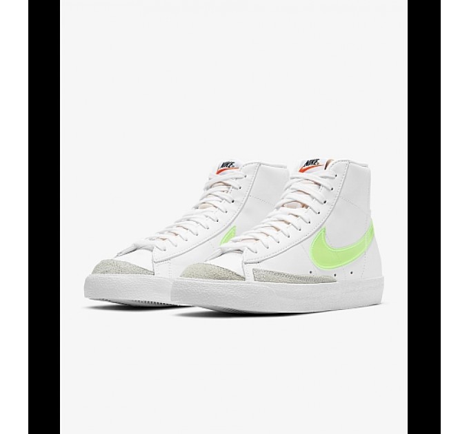 Nike Blazer Mid '77 DJ3050-100