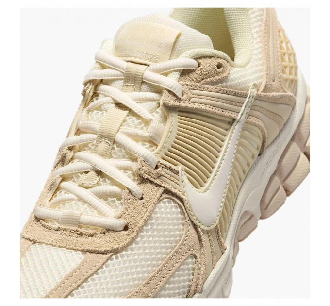 Кросівки жіночі Nike Zoom Vomero 5 (HQ0458-200)