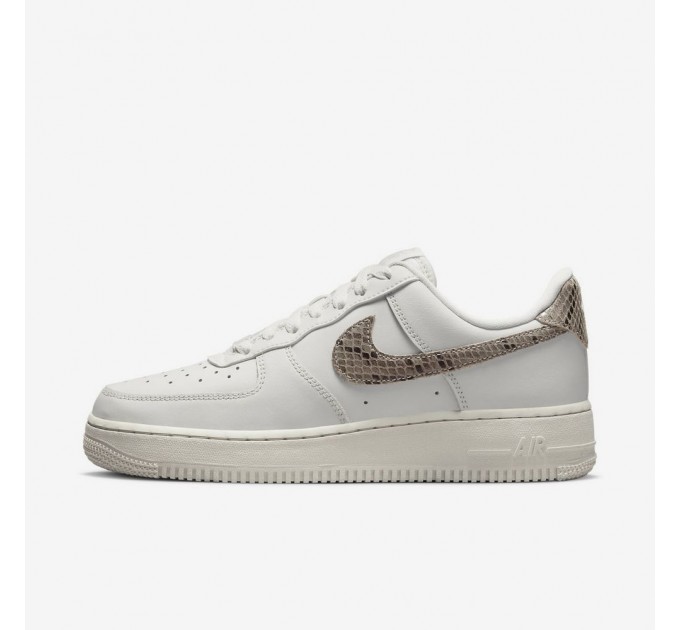 Кросівки Nike Wmns Air Force 1 07 DD8959-002