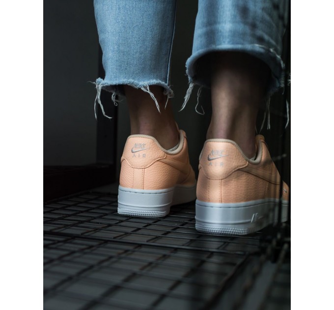 Кроссовки Nike Air Force 1 '07 Essential