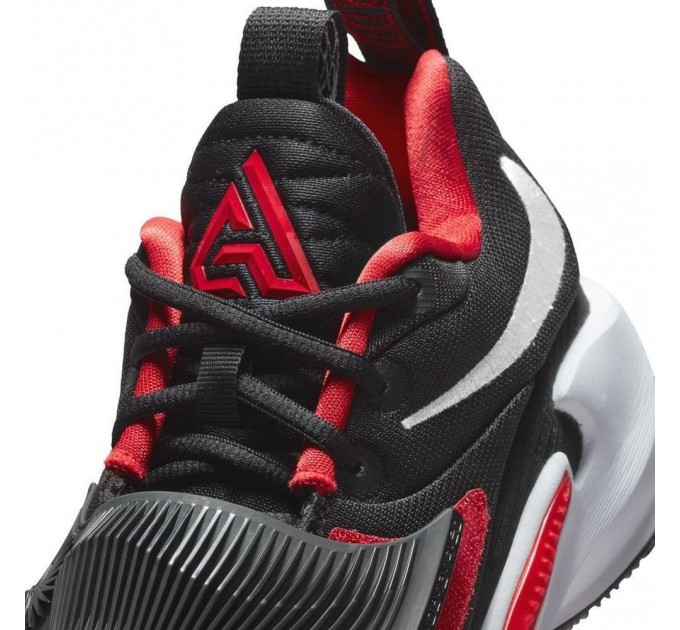 Кроссовки мужские Zoom Freak 3 "Bred" (DA0694-003)