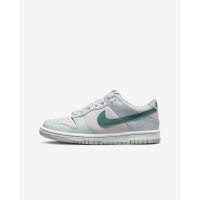 Кросівки жіночі Nike Dunk Low Gs (FD1232-002)