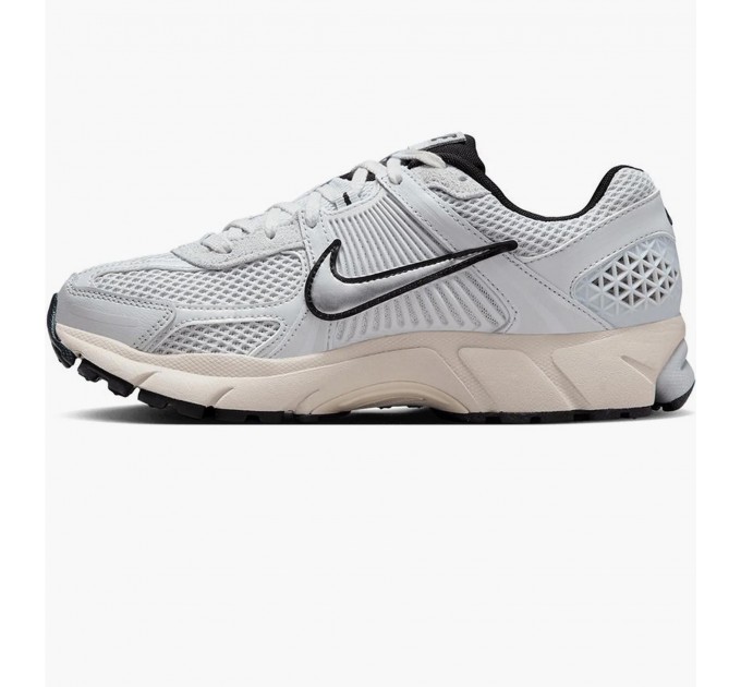 Кроссовки женские Nike Wmns Zoom Vomero 5 White (FN6742-002)