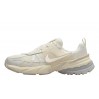 Кроссовки женские Nike V2k Run "Pale Ivory" (HQ1512-110)