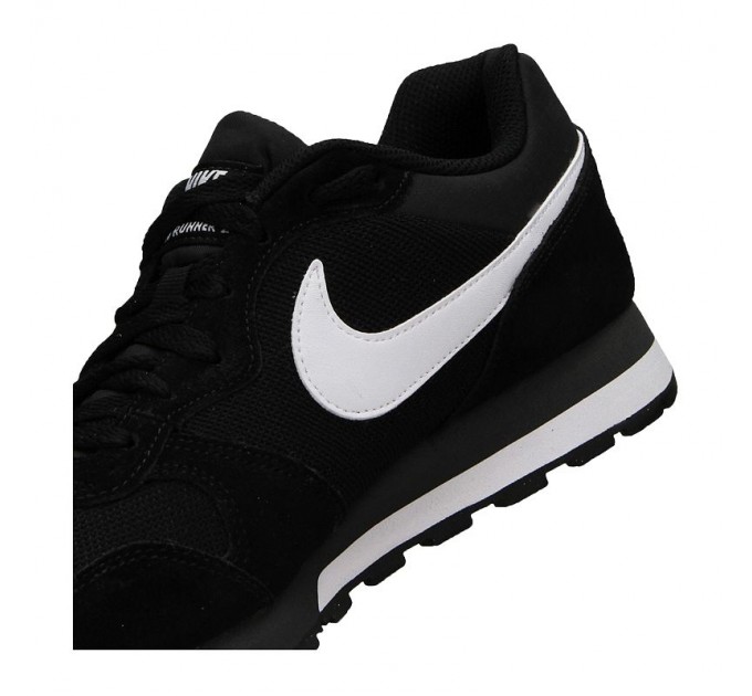 Nike MD Runner 2 010