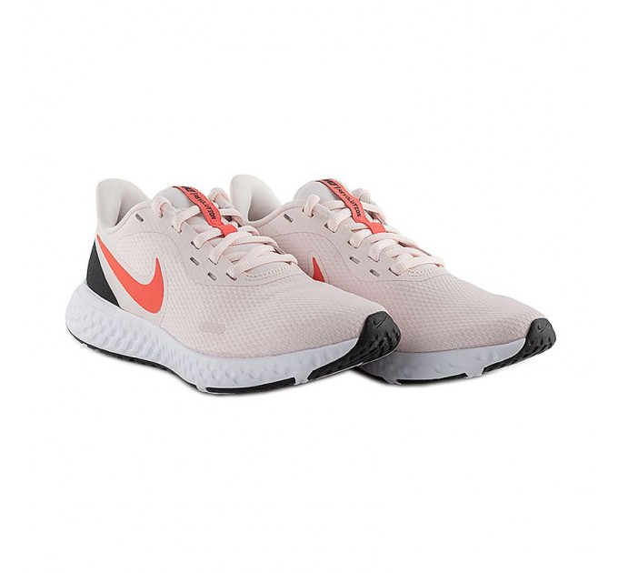 Кроссовки Nike Wmns Revolution 5