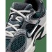 Кроссовки женские Nike V5 Rnr (HQ7901-300)